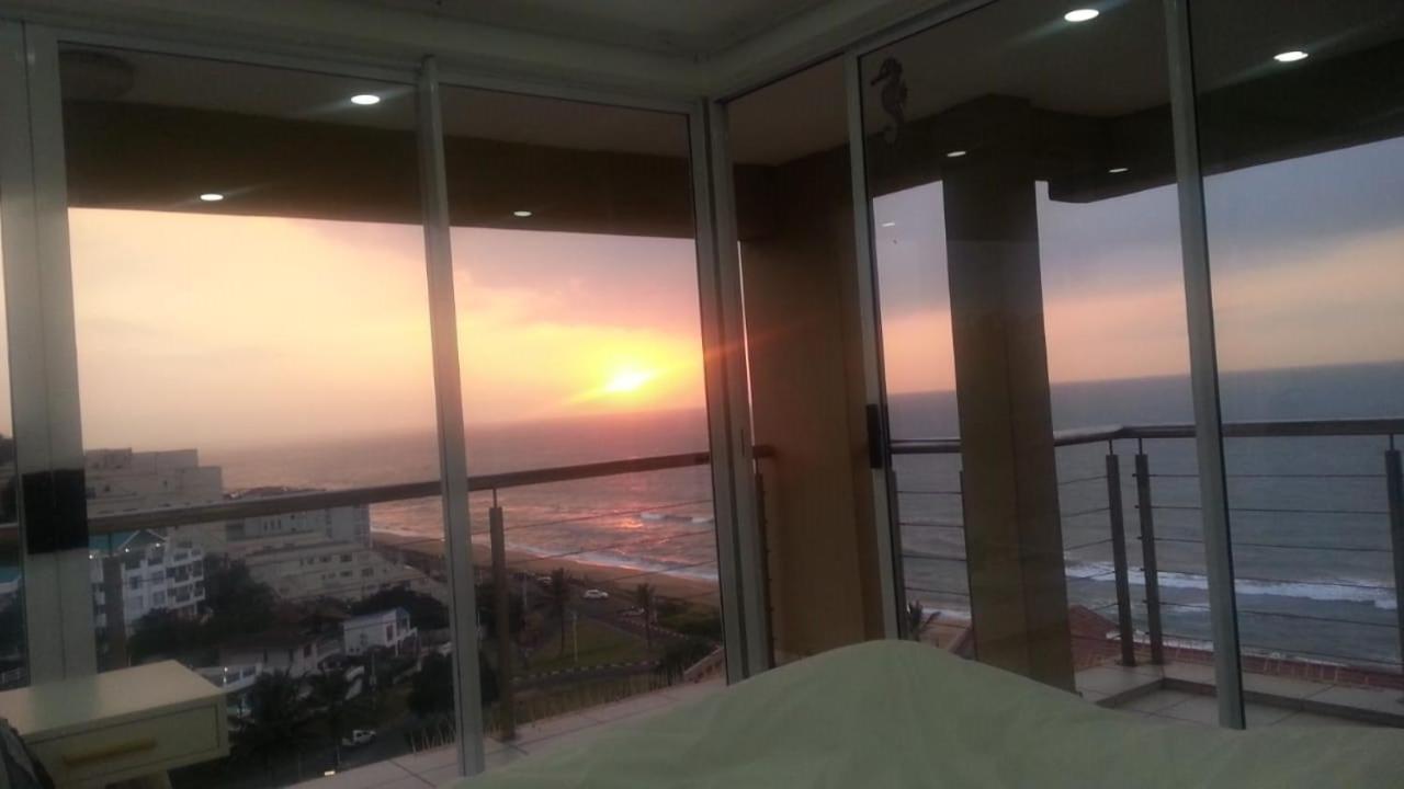 511 Umdloti Resort Beachfront 1Bed Self Catering Apartment Sea View מראה חיצוני תמונה